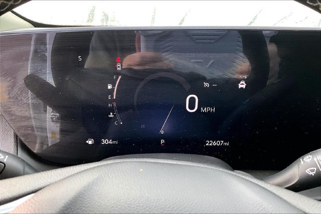 Used 2024 Buick Encore GX Preferred FWD image 20