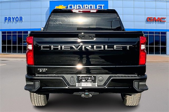 New 2026 Chevrolet Silverado 1500 Custom w/ LPO, Dark Essentials Package image 4