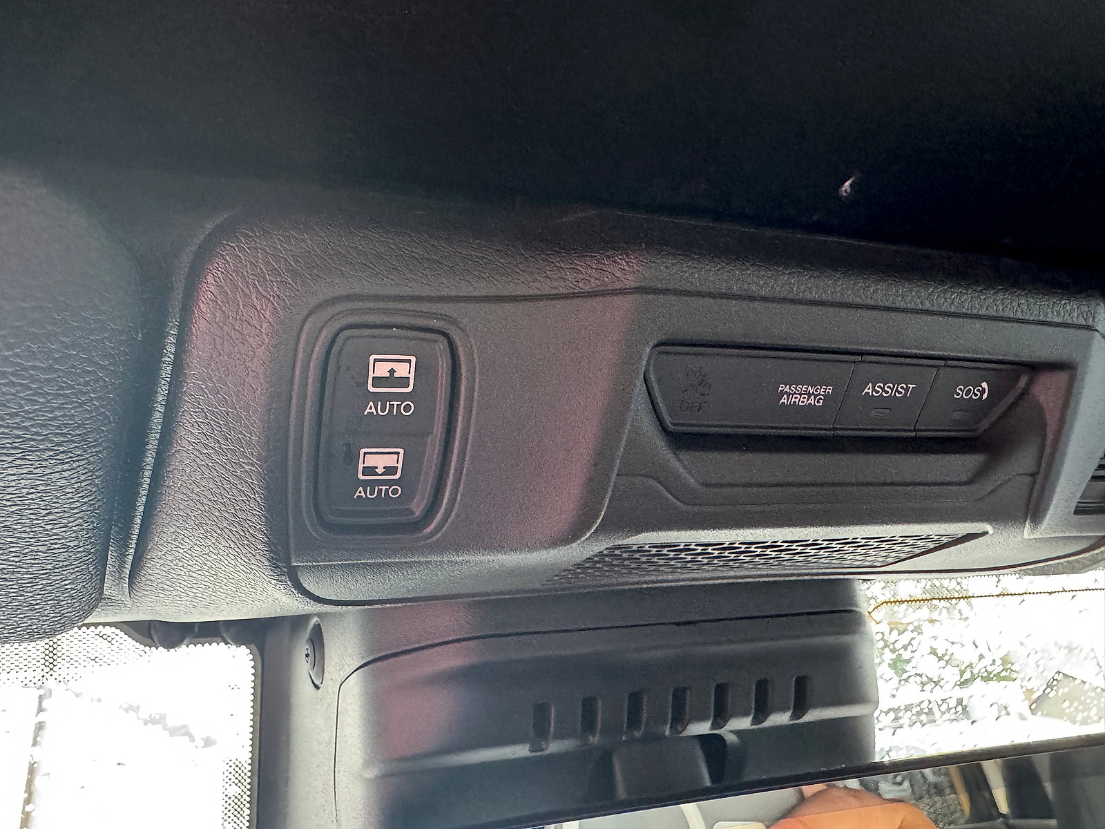 Used 2024 Jeep Wrangler Unlimited Rubicon 392 AWD/4WD image 9