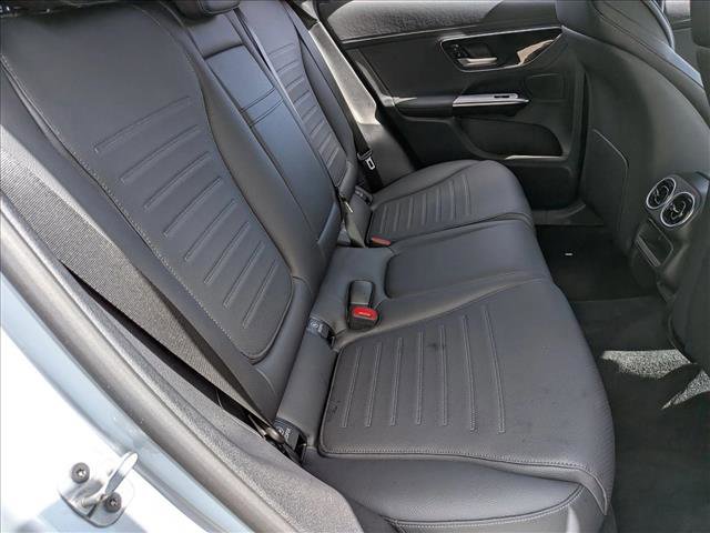 Used 2025 Mercedes-Benz GLC 300 image 19