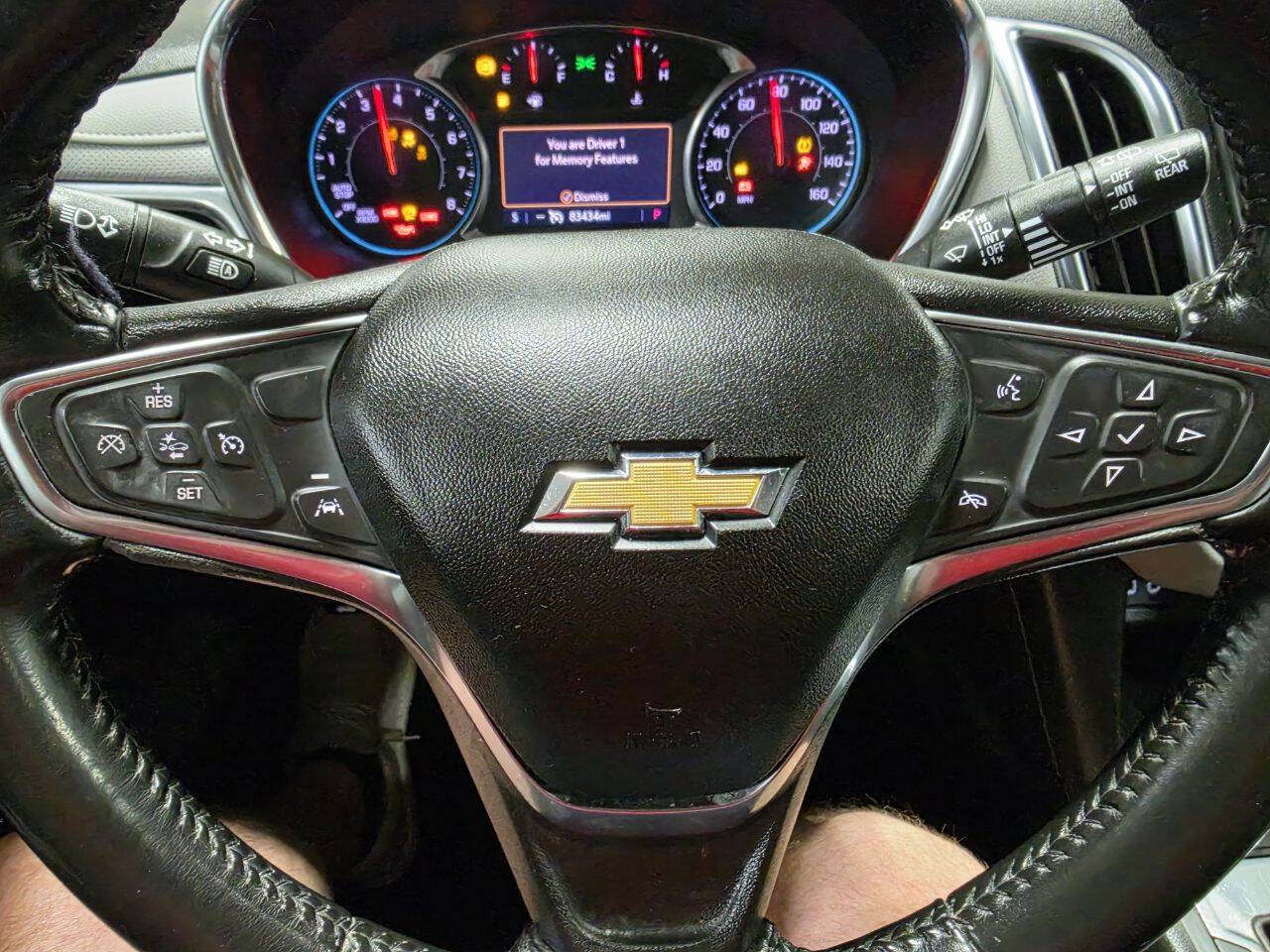 Used 2021 Chevrolet Equinox Premier w/ LPO, Floor Liner Package AWD/4WD image 30