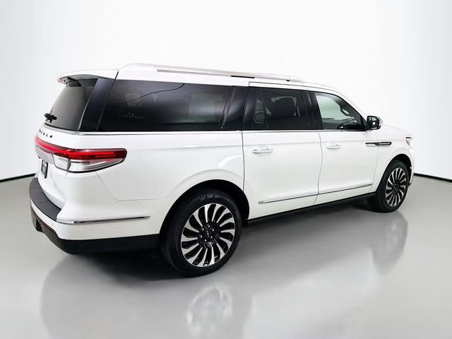 Used 2023 Lincoln Navigator L Black Label image 7