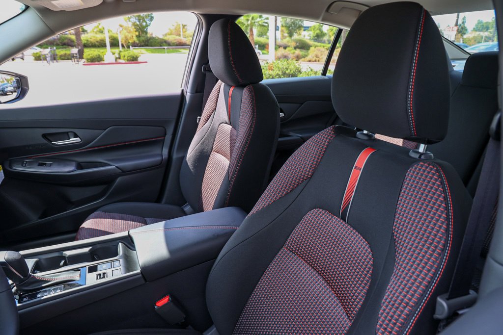 New 2027 Nissan Sentra SR FWD image 16