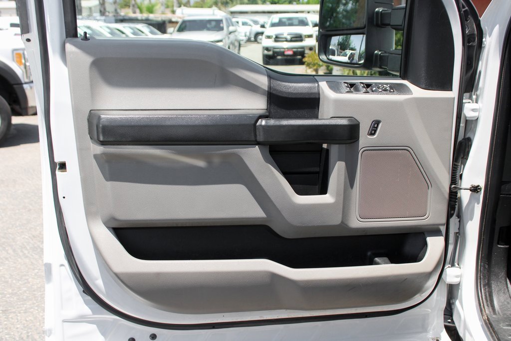 Used 2017 Ford F450 XL w/ Power Equipment Group image 15