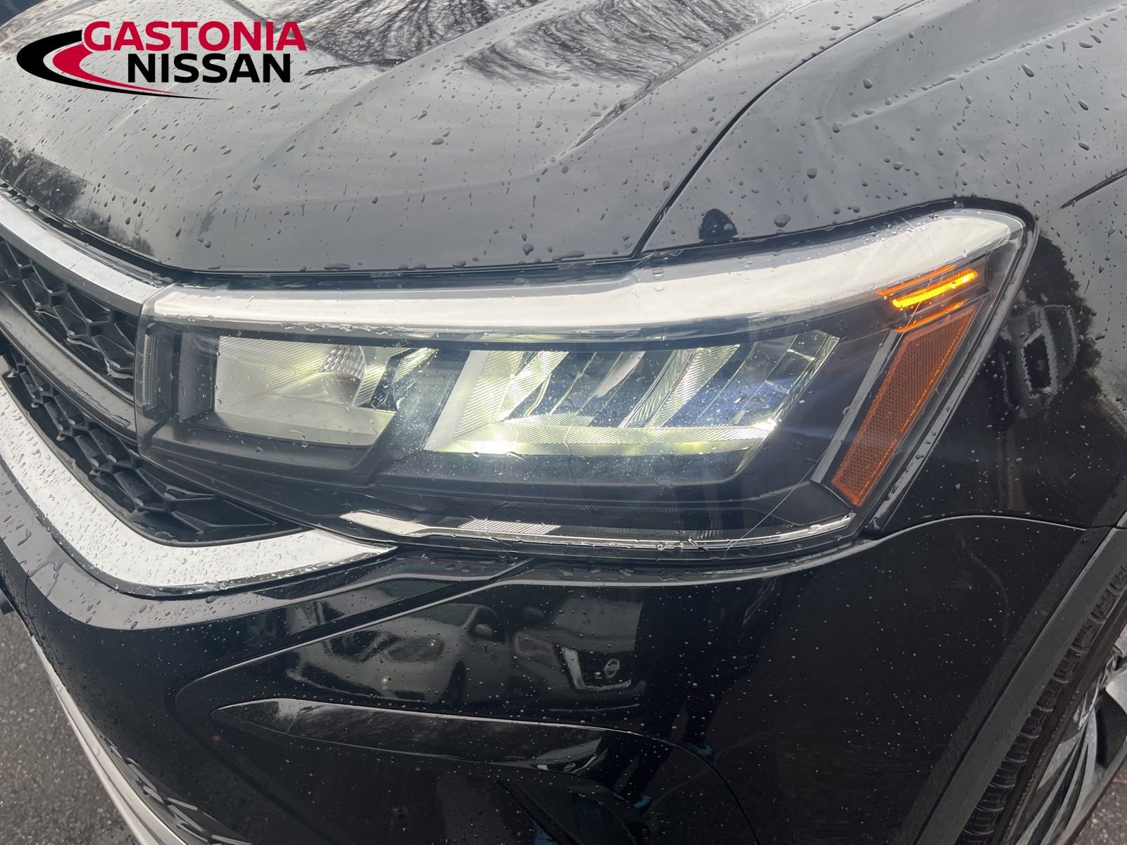 Used 2024 Volkswagen Taos SE image 7