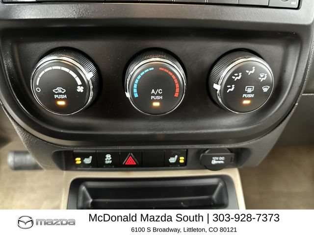 Used 2015 Jeep Patriot Latitude AWD/4WD image 17