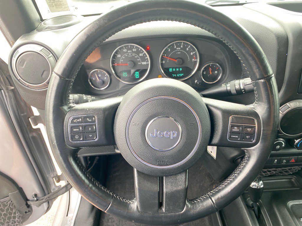 Used 2018 Jeep Wrangler Unlimited Sport w/ Connectivity Group image 10