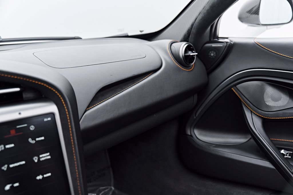 Used 2025 McLaren 750S Spider RWD image 75