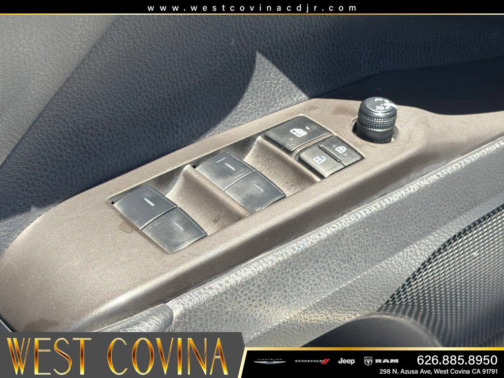 Used 2024 Toyota Camry SE FWD image 15