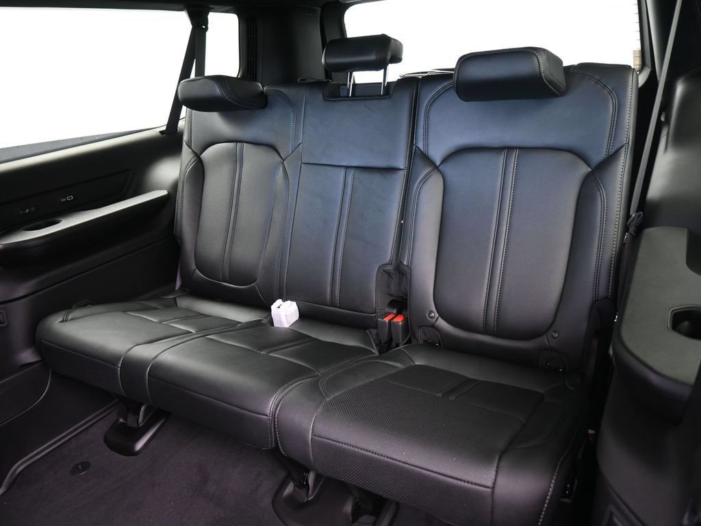 New 2026 Jeep Grand Wagoneer L Limited AWD/4WD image 30