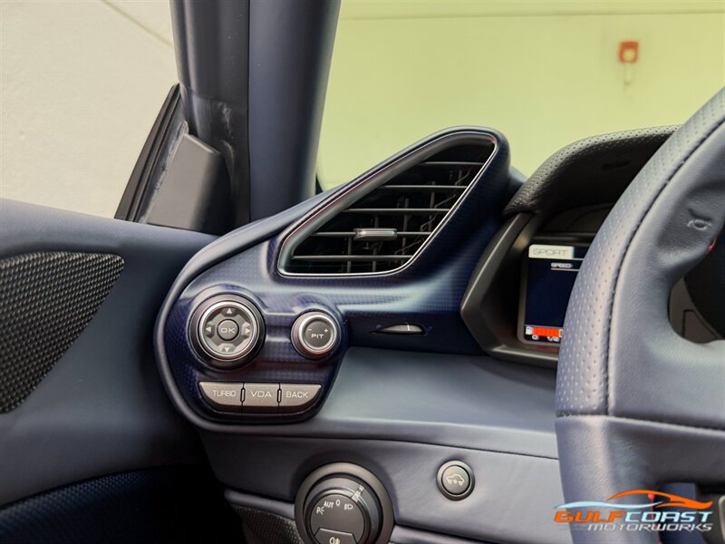 Used 2020 Ferrari 488 Pista Coupe RWD image 20
