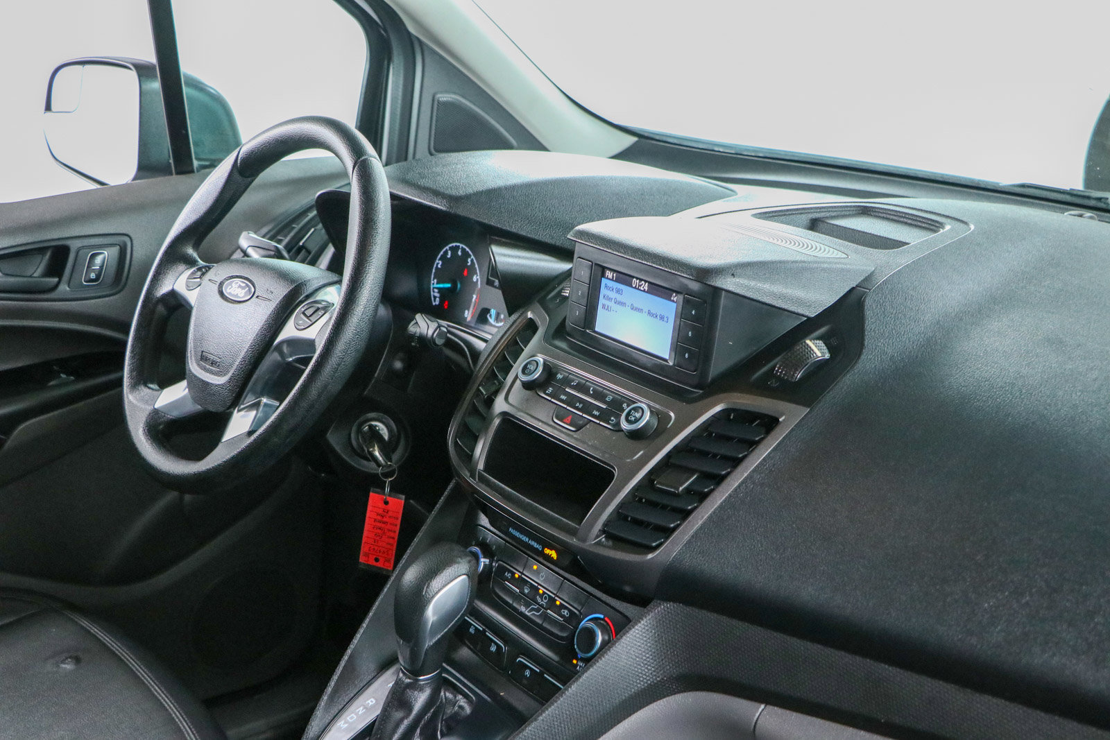 Used 2019 Ford Transit Connect XL FWD image 25