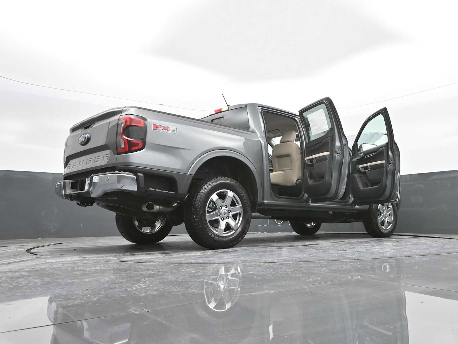 New 2025 Ford Ranger XLT w/ Equipment Group 301A High image 75