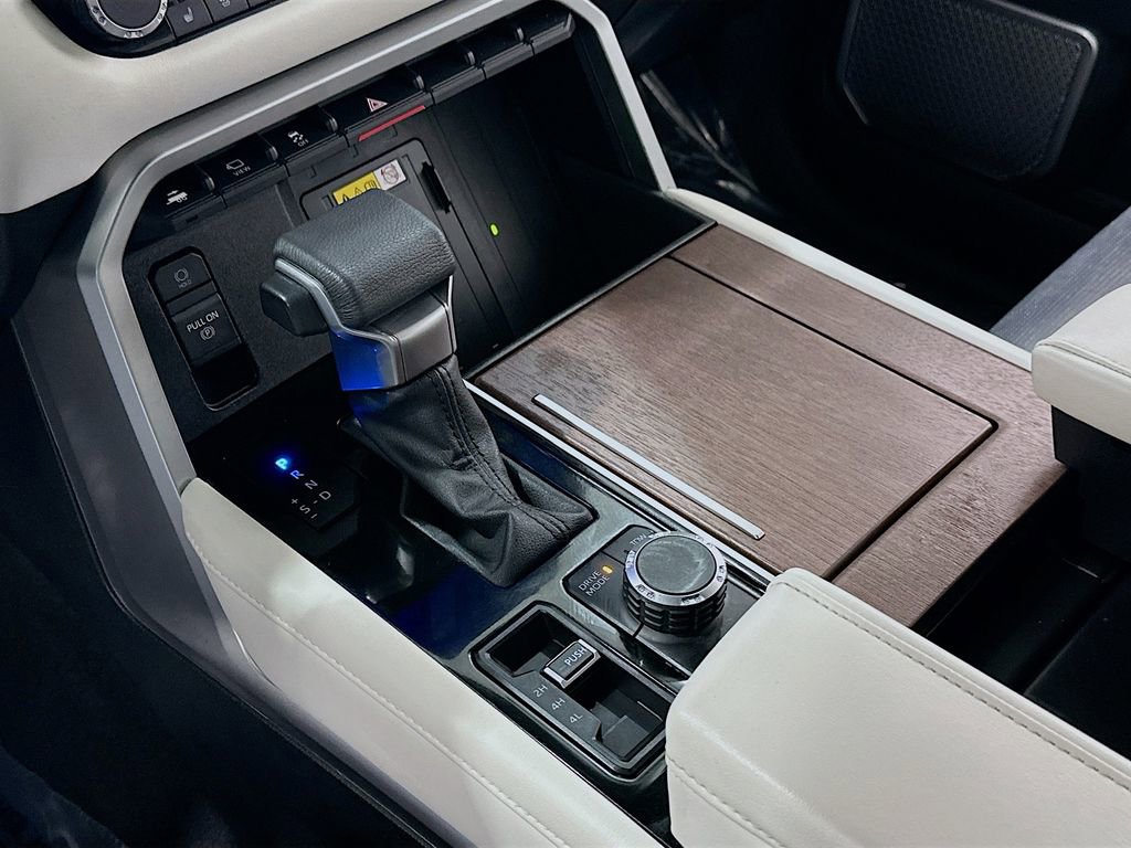 Used 2023 Toyota Sequoia Capstone image 17