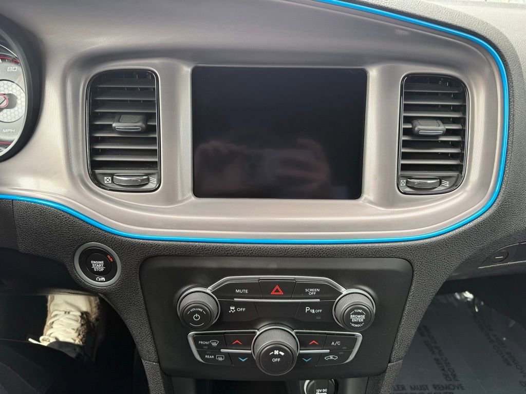 Used 2023 Dodge Charger SXT w/ Blacktop Package image 22