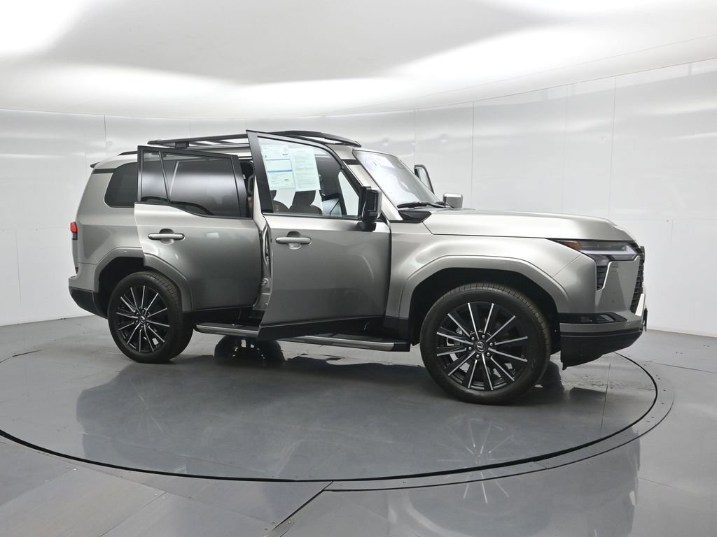 Used 2025 Lexus GX 550 w/ Accessory Package (2T) image 36