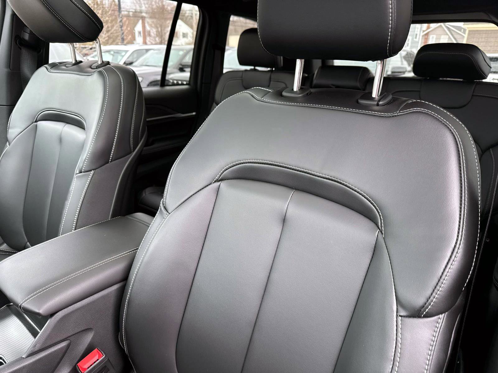 New 2026 Jeep Grand Cherokee Limited image 13