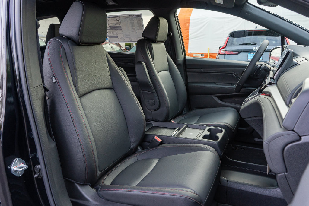 New 2026 Honda Odyssey Sport-L image 17