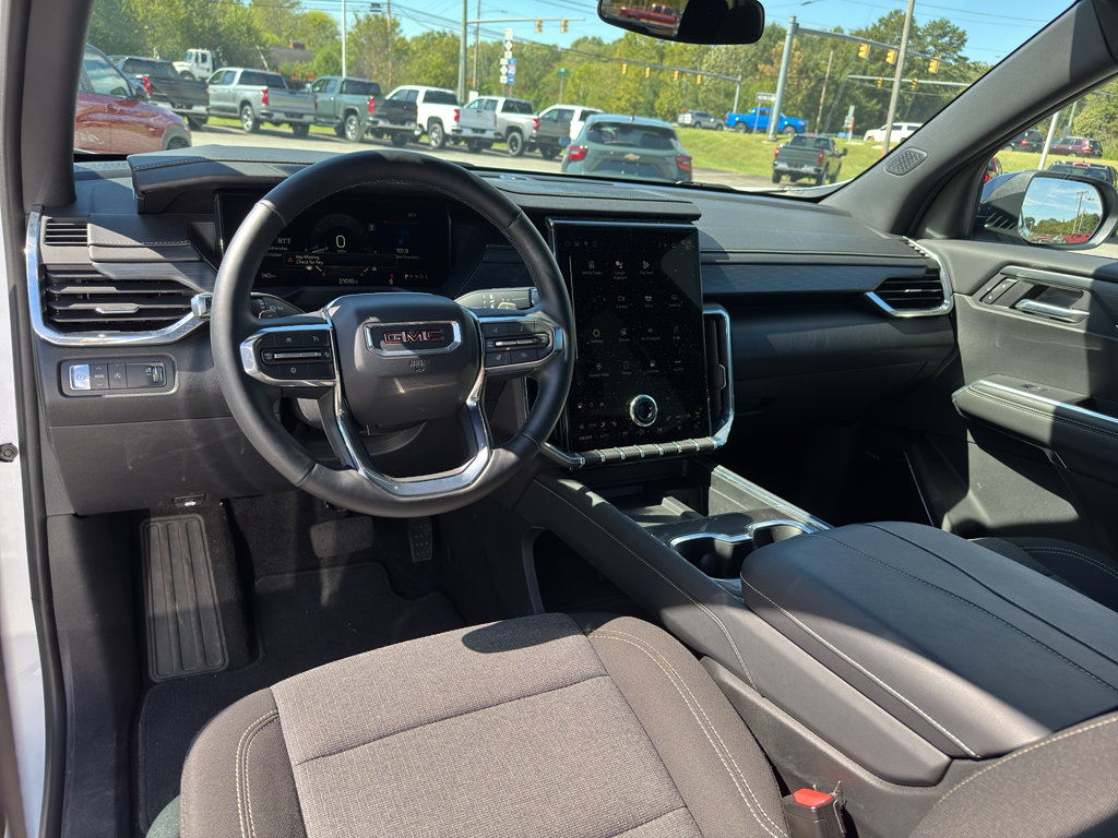 Used 2025 GMC Acadia Elevation image 22