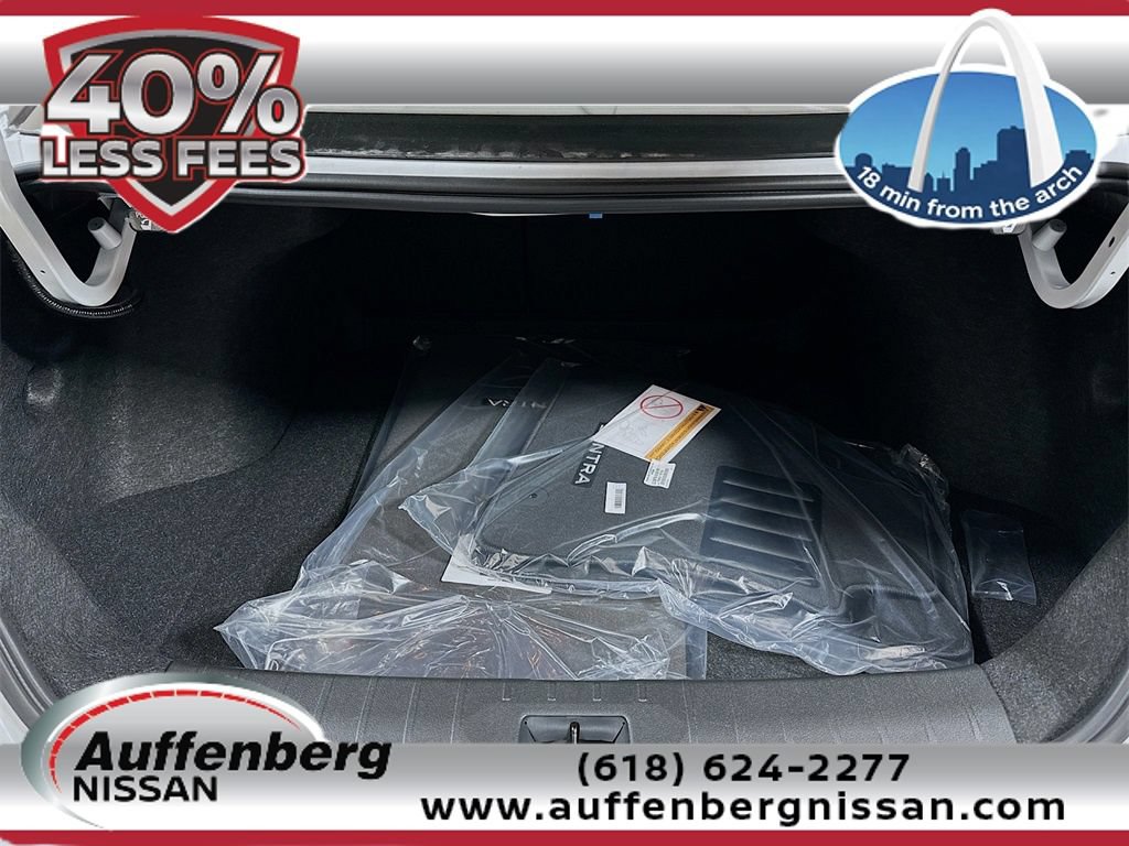New 2026 Nissan Sentra SV w/ SV Convenience Package FWD image 9