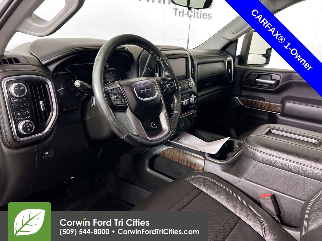 Used 2021 GMC Sierra 3500 Denali w/ Denali Ultimate Package image 3