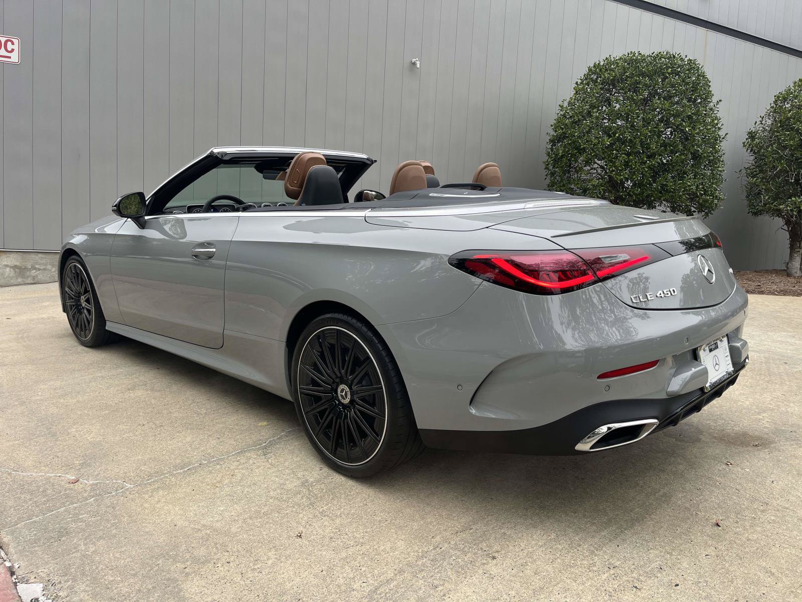 Certified 2026 Mercedes-Benz CLE 450 4MATIC Cabriolet image 26