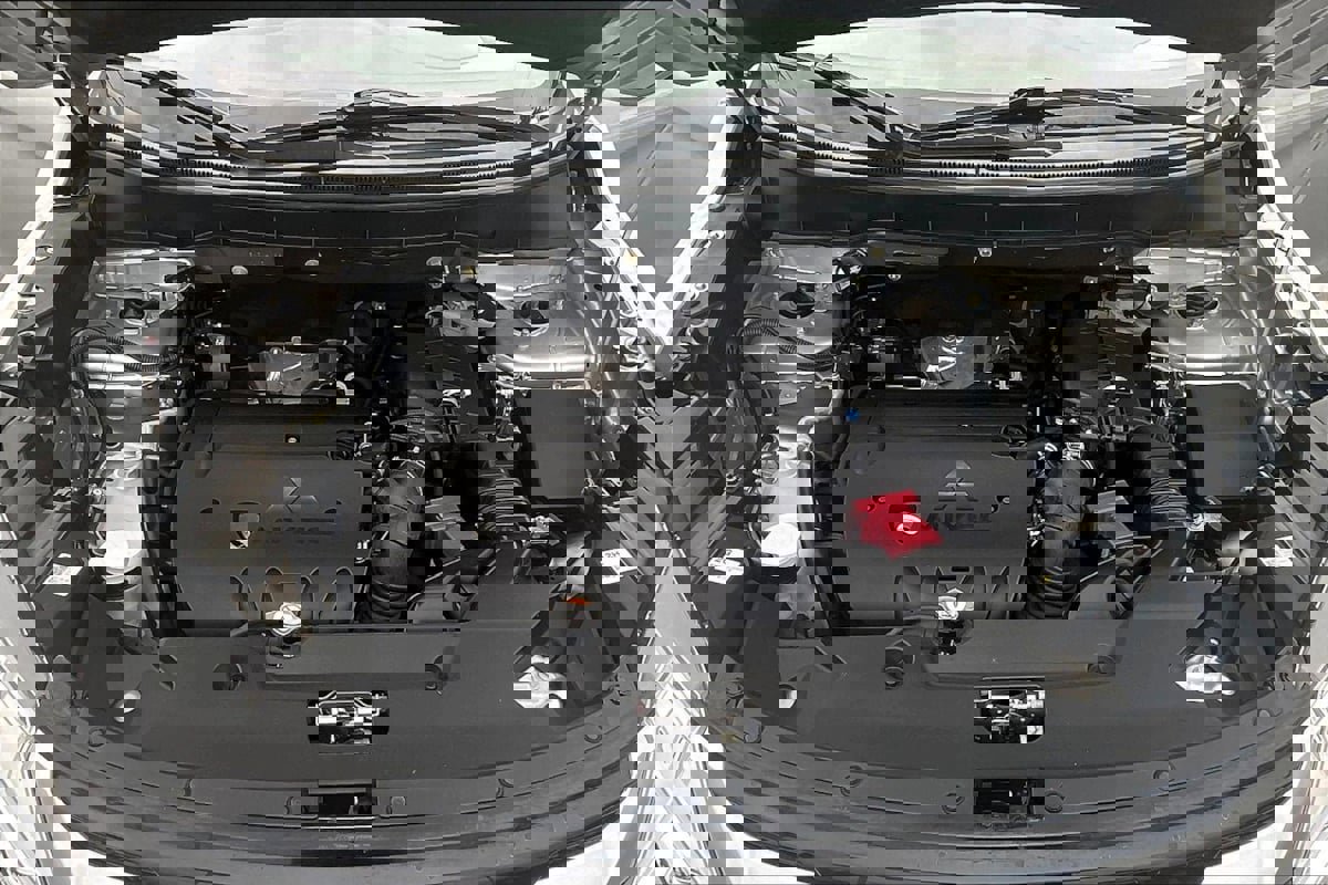 Used 2021 Mitsubishi Outlander Sport SE image 10