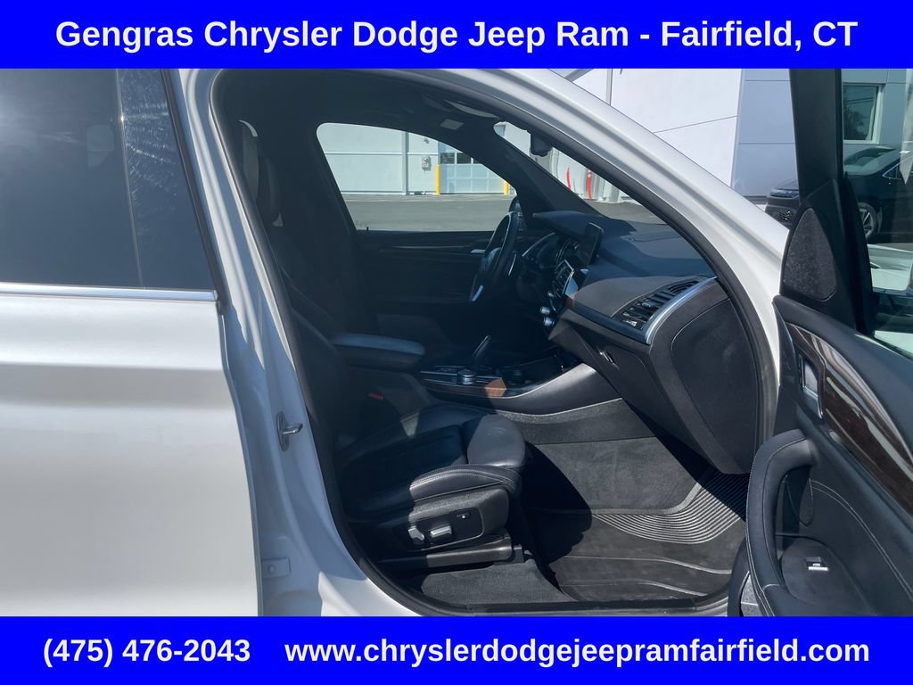Used 2018 BMW X3 xDrive30i w/ Driving Assistance Package AWD/4WD image 15