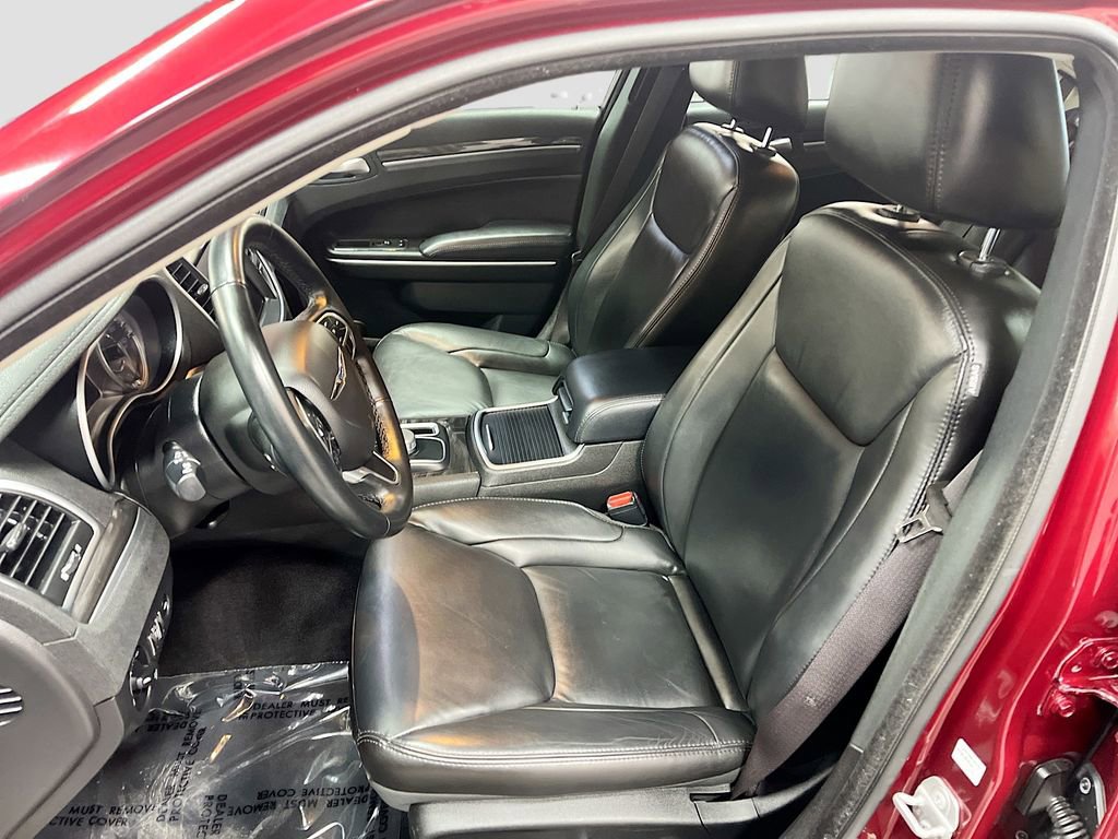Used 2022 Chrysler 300 Touring L image 20