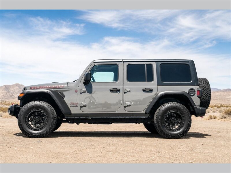 Used 2021 Jeep Wrangler Unlimited Rubicon AWD/4WD image 3