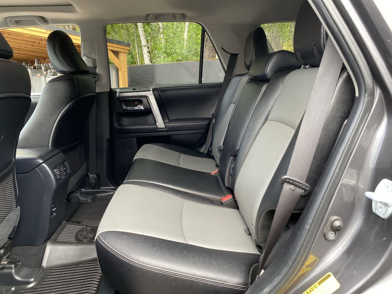 Used 2018 Toyota 4Runner SR5 Premium AWD/4WD image 16