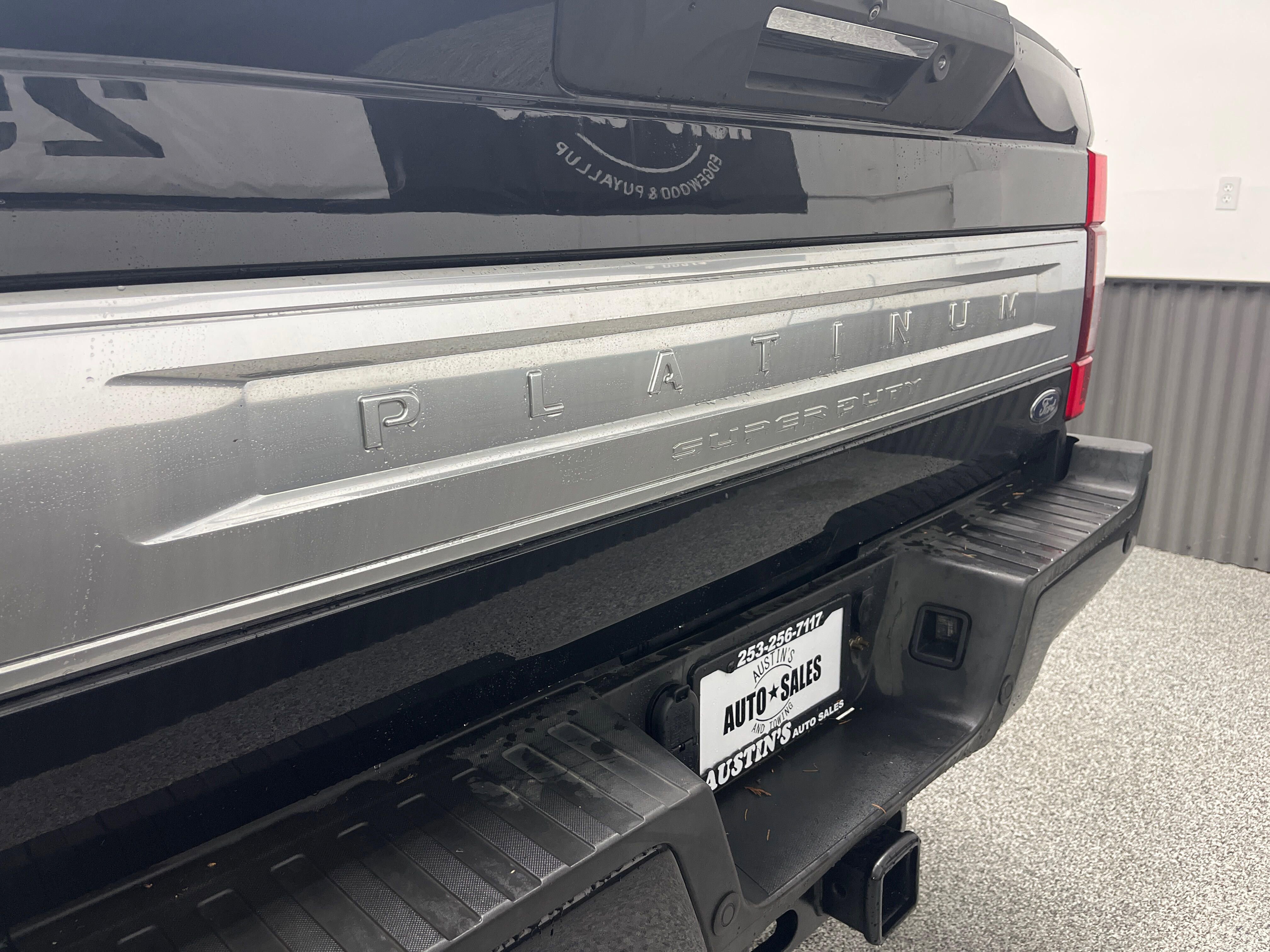 Used 2022 Ford F350 Platinum w/ FX4 Off-Road Package image 10
