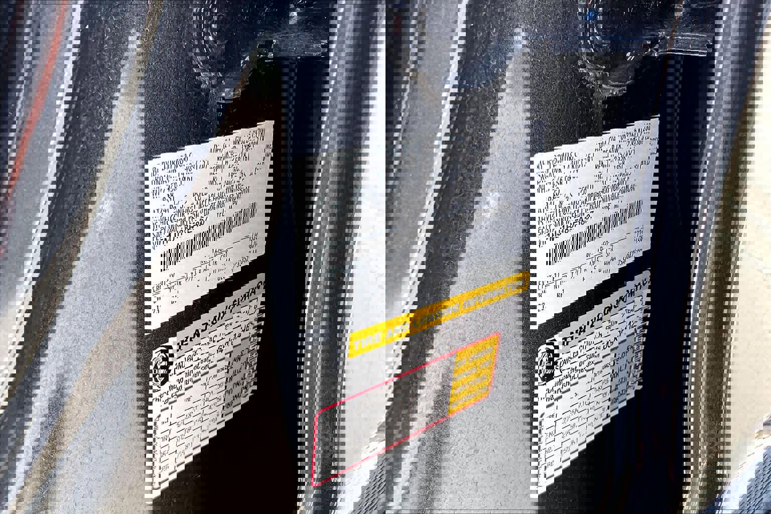 Used 2024 Ford Expedition XLT image 34