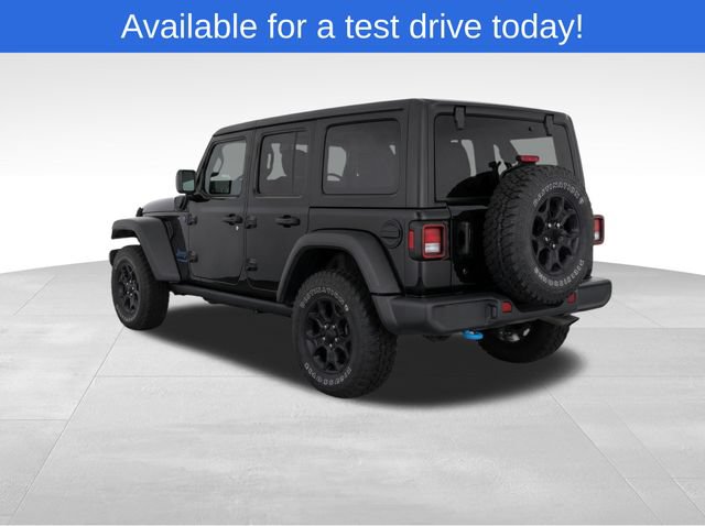 Used 2023 Jeep Wrangler Unlimited w/ Cold Weather Group AWD/4WD image 3