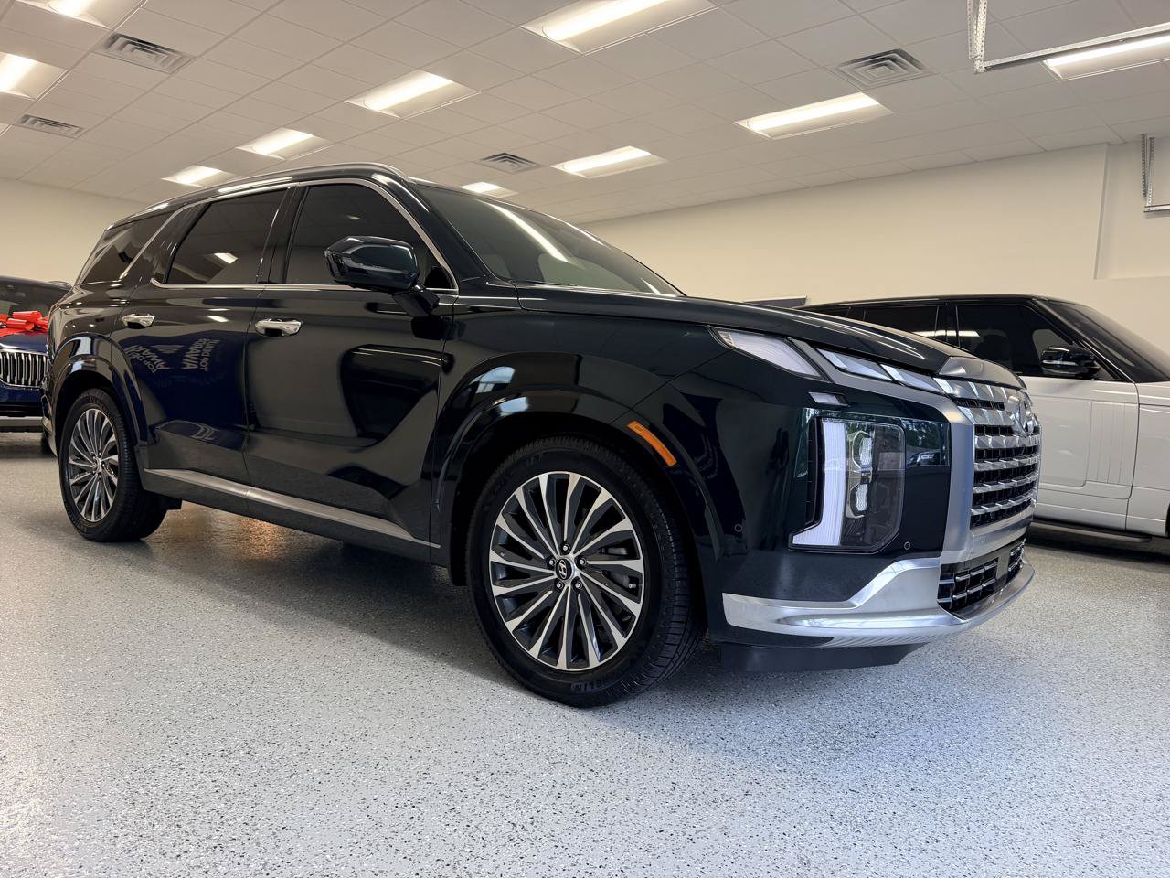 Used 2023 Hyundai Palisade Calligraphy FWD image 14