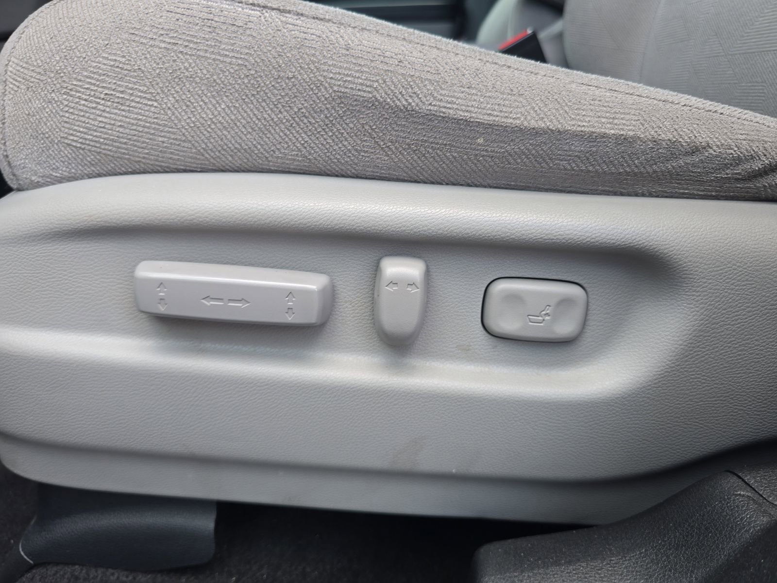 Used 2020 Honda Pilot EX image 16