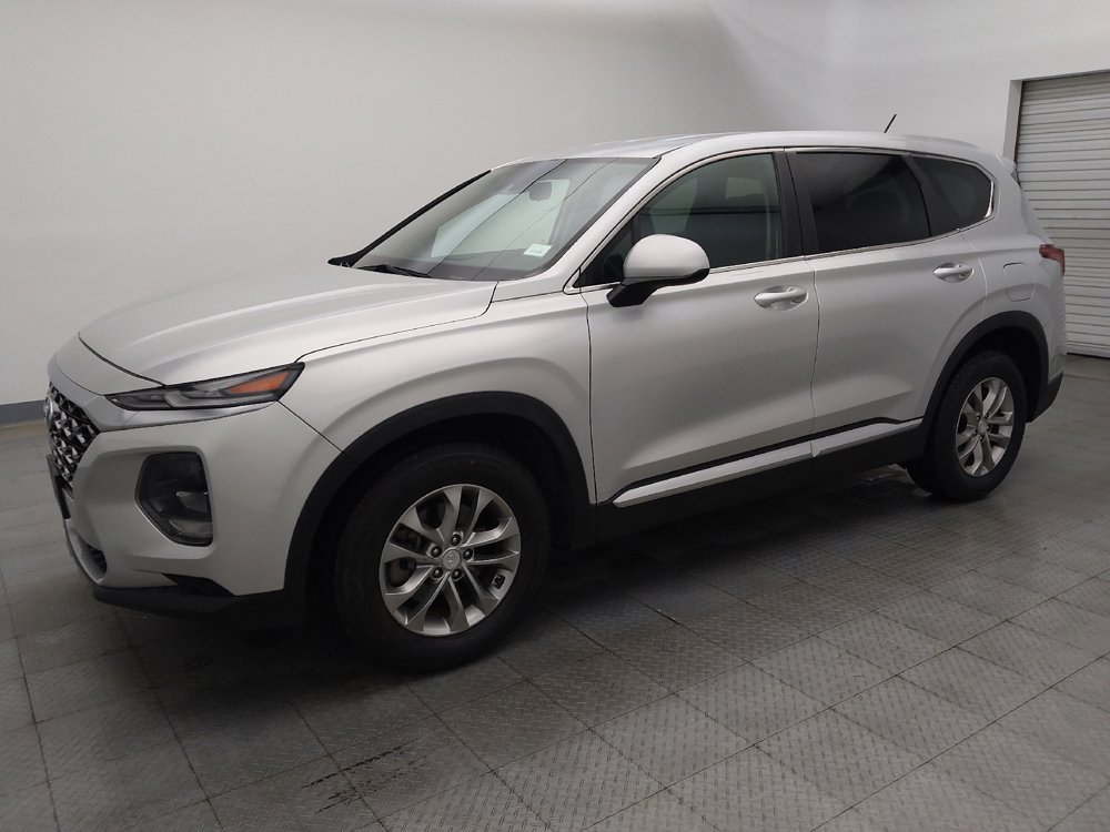 Used 2019 Hyundai Santa Fe SE image 2