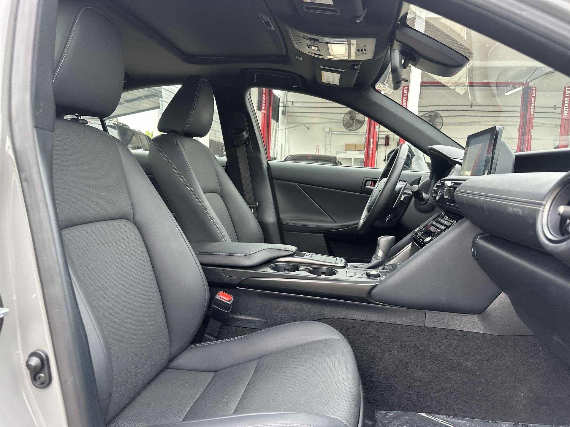 Used 2025 Lexus IS 350 F Sport w/ Accessory Package 2 RWD image 23