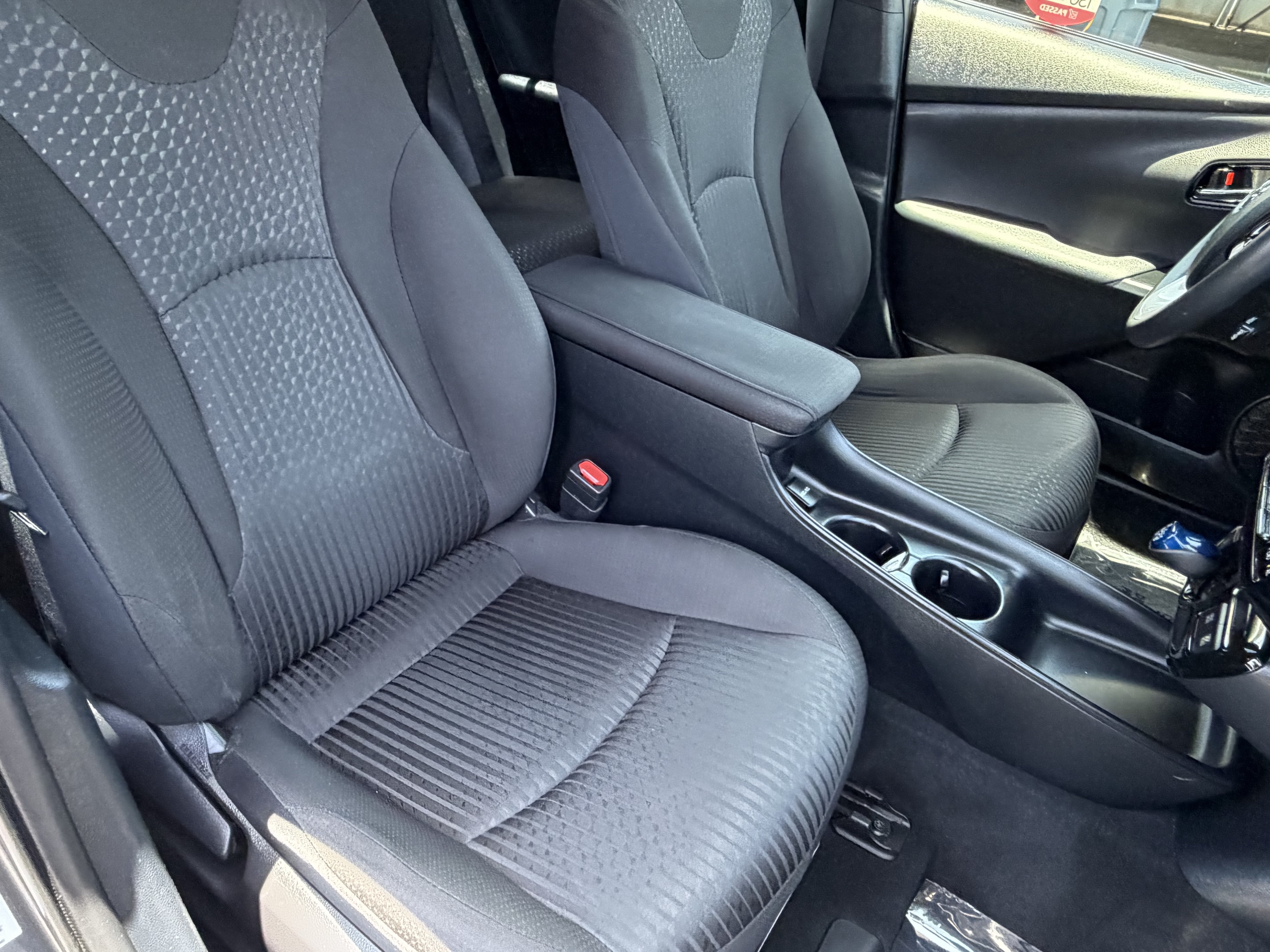 Certified 2018 Toyota Prius Two w/ Prius Two Safety Plus Package FWD image 11