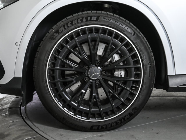 Used 2024 Mercedes-Benz GLC 43 AMG 4MATIC image 26