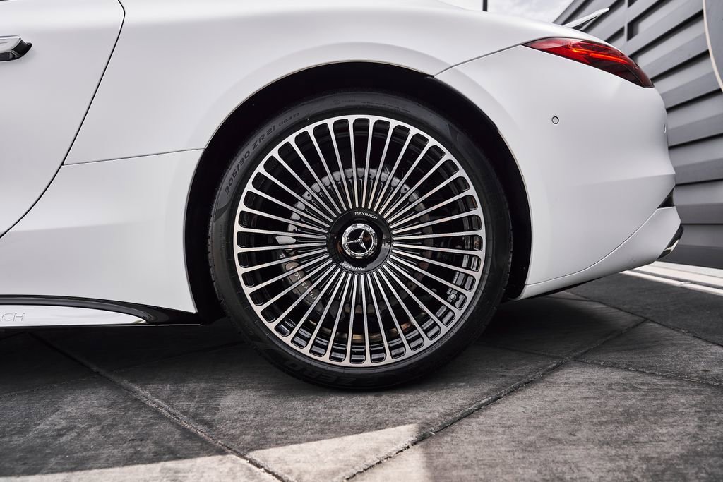 Used 2026 Mercedes-Benz Maybach SL 680 image 17