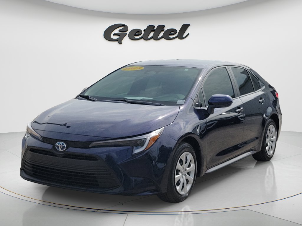 Used 2025 Toyota Corolla LE