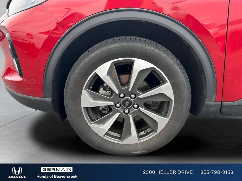 Used 2023 Ford Escape Platinum AWD/4WD image 32