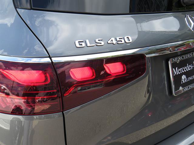 Used 2025 Mercedes-Benz GLS 450 4MATIC image 32