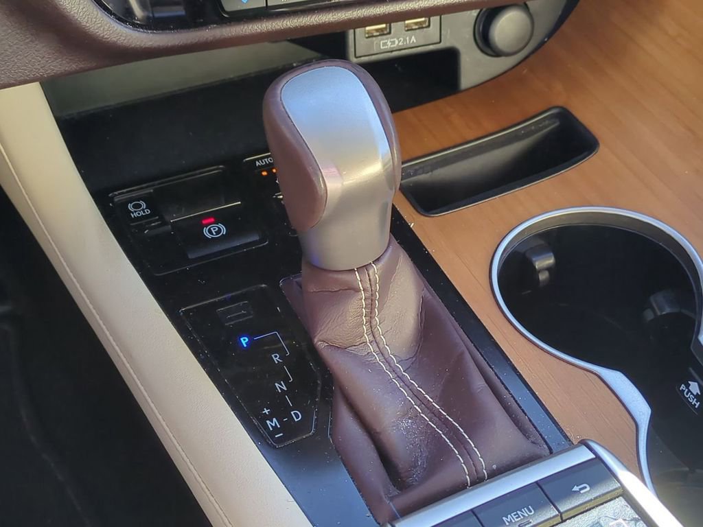 Used 2020 Lexus RX 350 AWD w/ Premium Package image 17