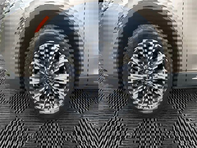 Used 2020 Lincoln Corsair Reserve w/ Equipment Group 201A image 14