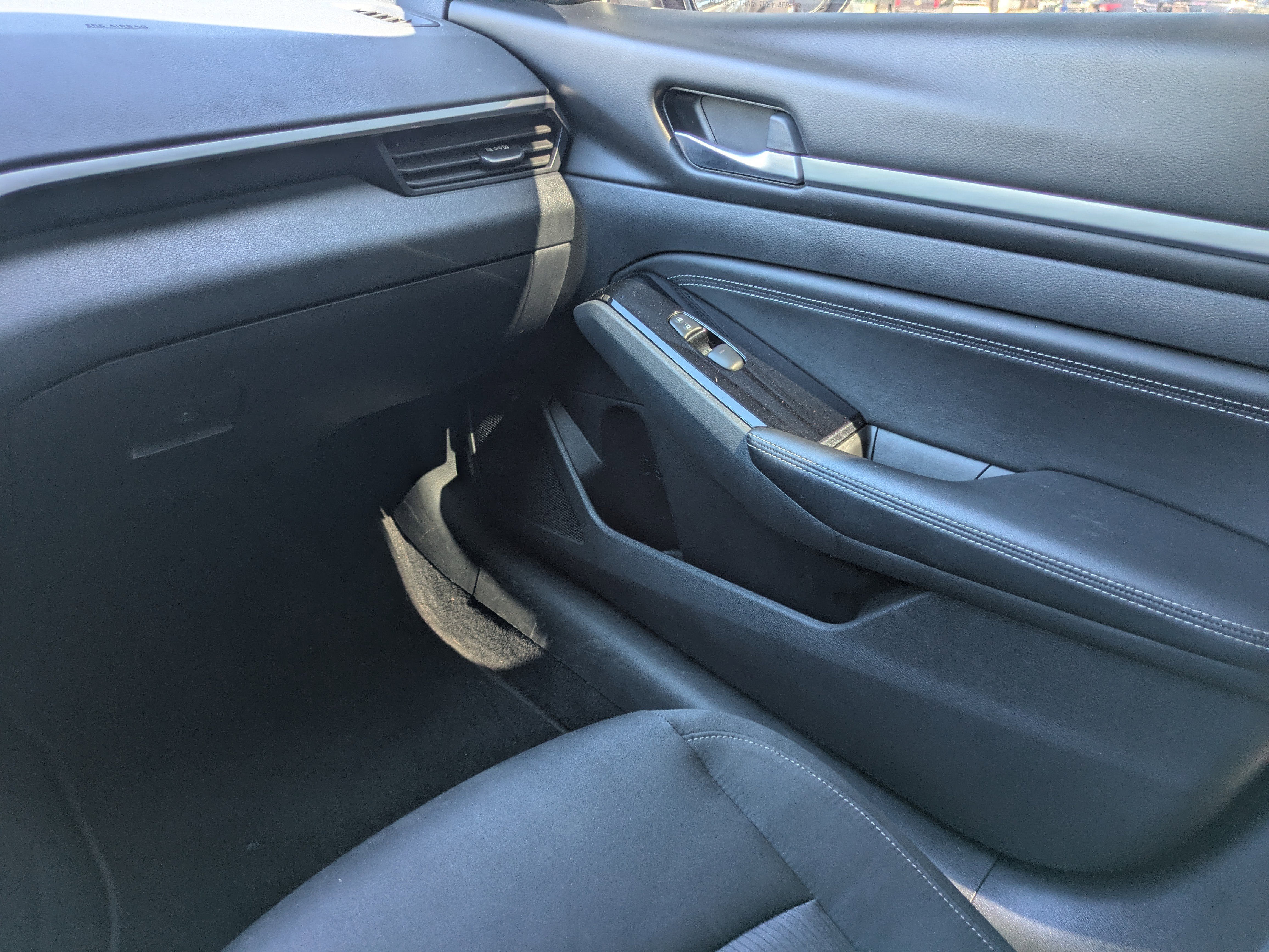 Used 2021 Nissan Altima 2.5 SV image 8