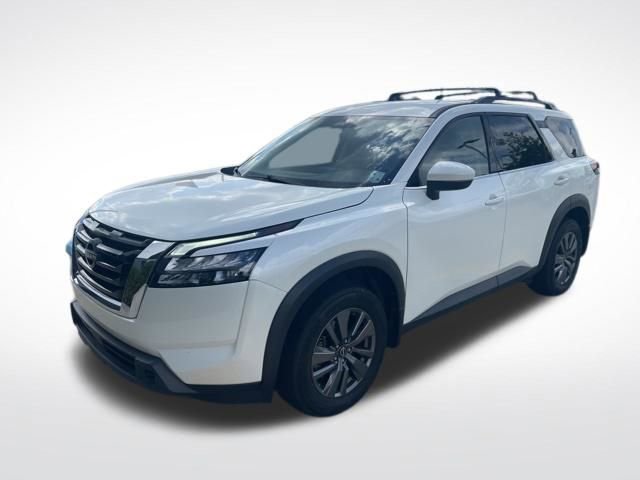 Used 2023 Nissan Pathfinder SV image 8