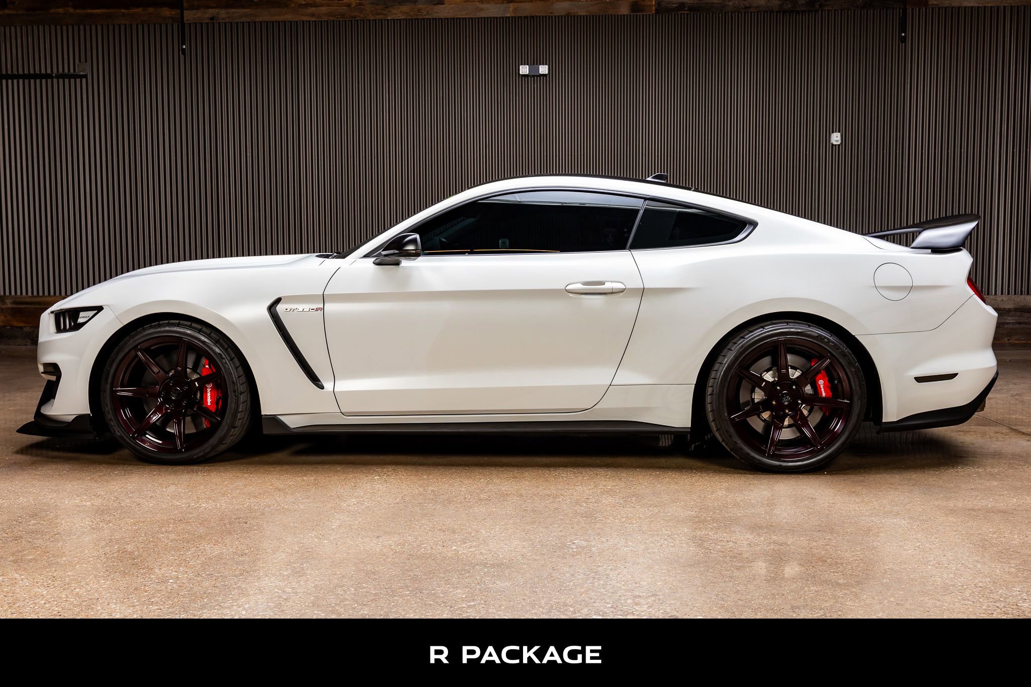 Used 2020 Ford Mustang Shelby GT350R w/ GT350R Equipment Group 920A image 5