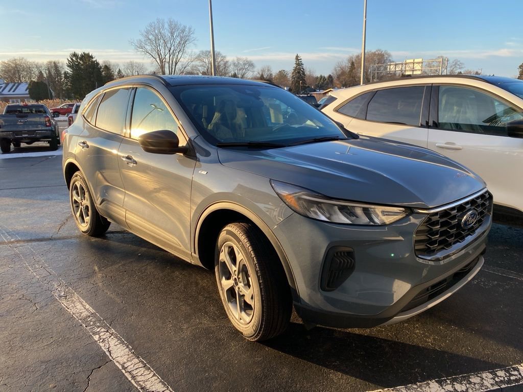 New 2026 Ford Escape ST-Line w/ Tech Pack #1 image 1